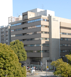 La habilidad Yokohama-shi aspecto del Centro Cultural