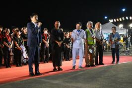 Dije hola en «el festival del verano de la ciudad de la playa de Kanazawa»