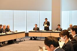 Sostuve «la tercera reunión de innovación de Yokohama decarburization»